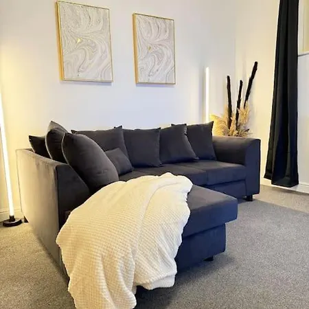 Luxury Cozy 3 Bed Apartment 5Mins From City - Free Parking! Nottingham Exterior photo